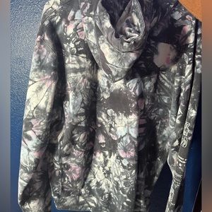 boys N the hood tie-dyed hoodie